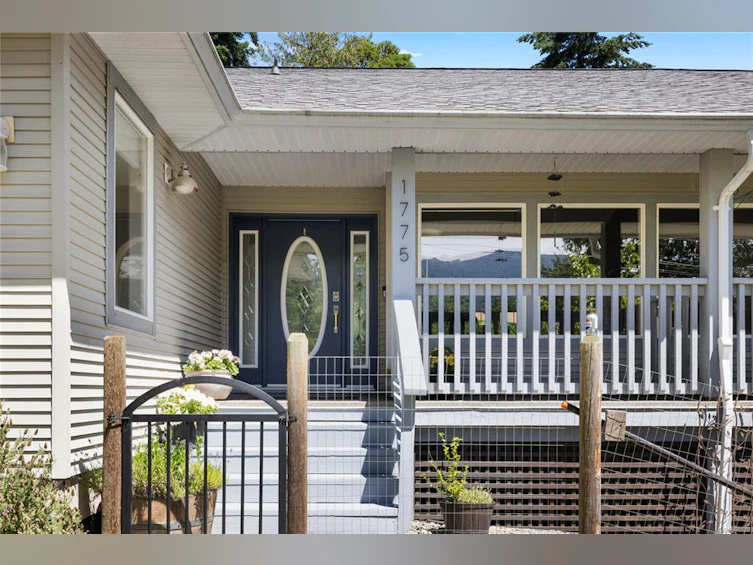 1775 Warn Way, Qualicum Beach, BC, V9K 2S3 - 43