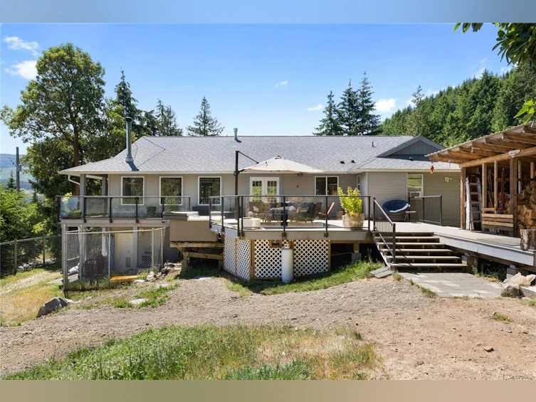1775 Warn Way, Qualicum Beach, BC, V9K 2S3 - 46
