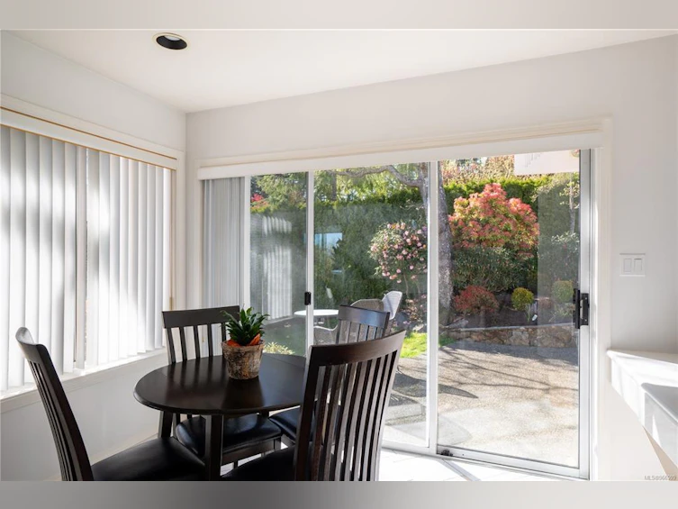 4620 Boulderwood Drive, Saanich, BC, V8Y 2V2 - 12