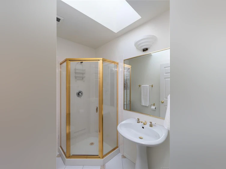 4620 Boulderwood Drive, Saanich, BC, V8Y 2V2 - 24