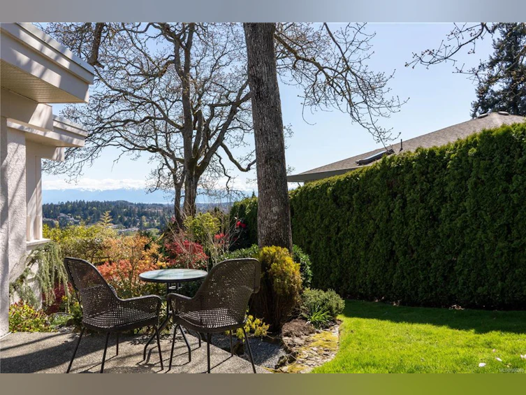 4620 Boulderwood Drive, Saanich, BC, V8Y 2V2 - 30
