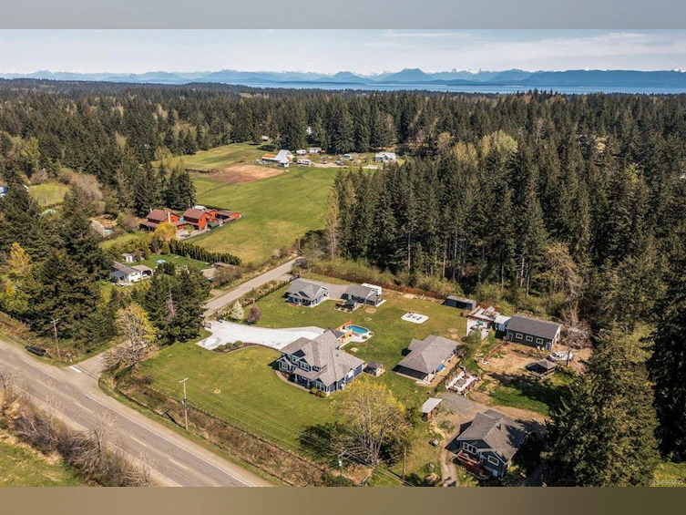 2495 Graham Road, Courtenay, BC, V9J 1T4 - 74