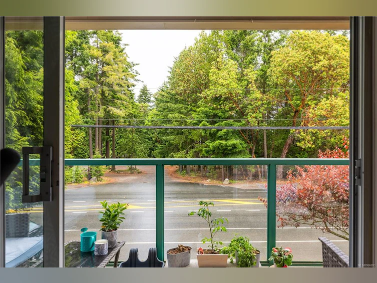 227-6711 Dover Road, Nanaimo, BC, V9V 1L9 - 3