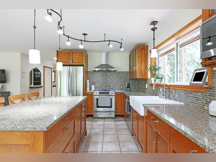 4777 Forbidden Plateau Road, Courtenay, BC, V9J 1R3 - 10