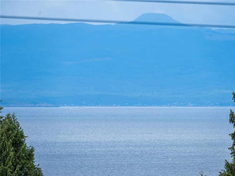 5541 Hammond Bay Road, Nanaimo, BC, V9T 5N1 - 4