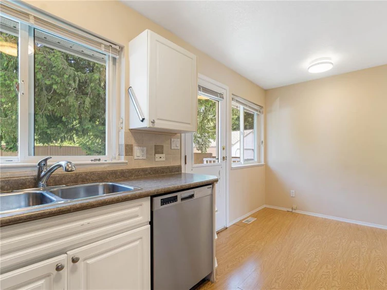 5541 Hammond Bay Road, Nanaimo, BC, V9T 5N1 - 14