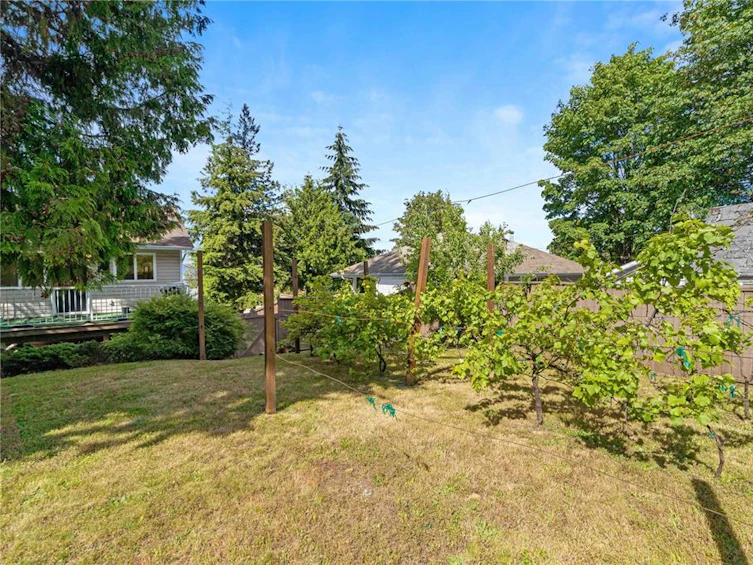 5541 Hammond Bay Road, Nanaimo, BC, V9T 5N1 - 24