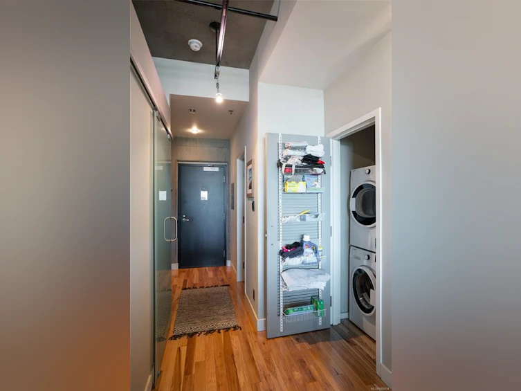 308-21 Erie Street, Victoria, BC, V8V 5A8 - 9
