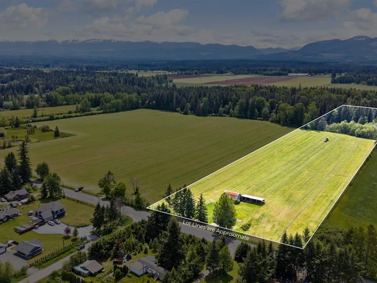 5941 N Island Highway, Courtenay, BC, V9J 1T6