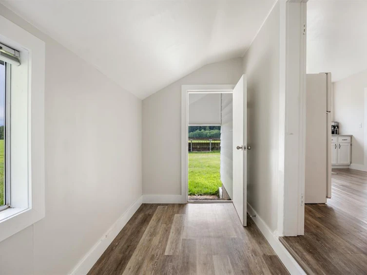 5941 N Island Highway, Courtenay, BC, V9J 1T6 - 12