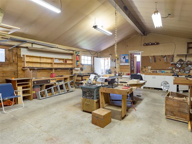 11175 Heather Road, North Saanich, BC, V8L 5P3 - 33