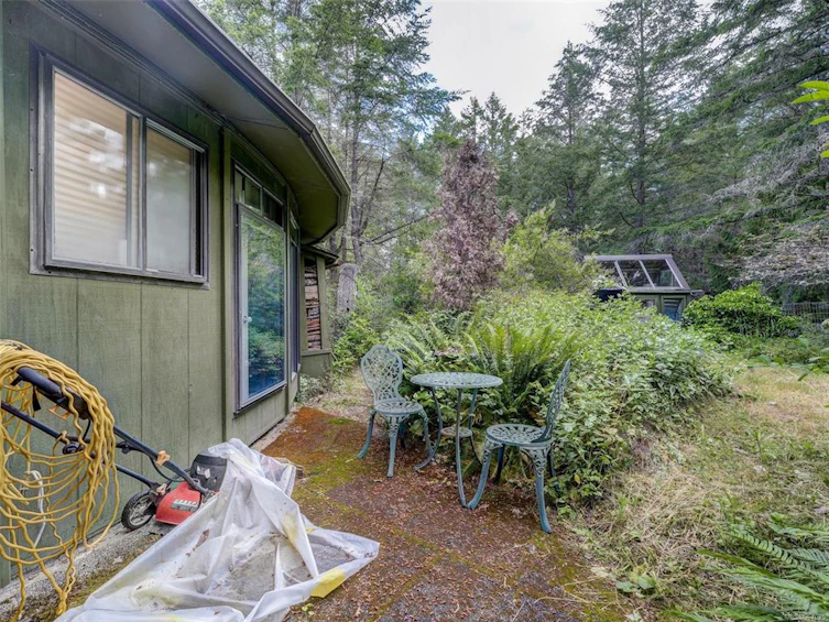 3383 Lakeridge Place, Highlands, BC, V9E 1C8 - 26