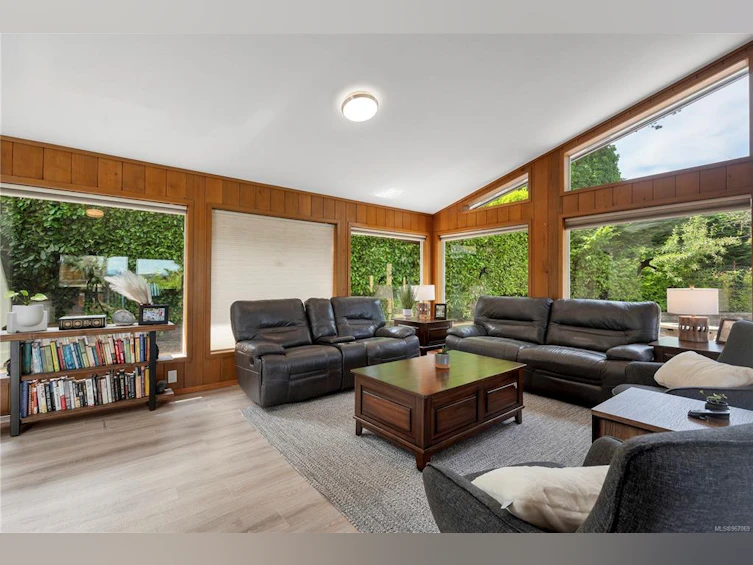 160 5th Avenue, Campbell River, BC, V9W 3X3 - 24