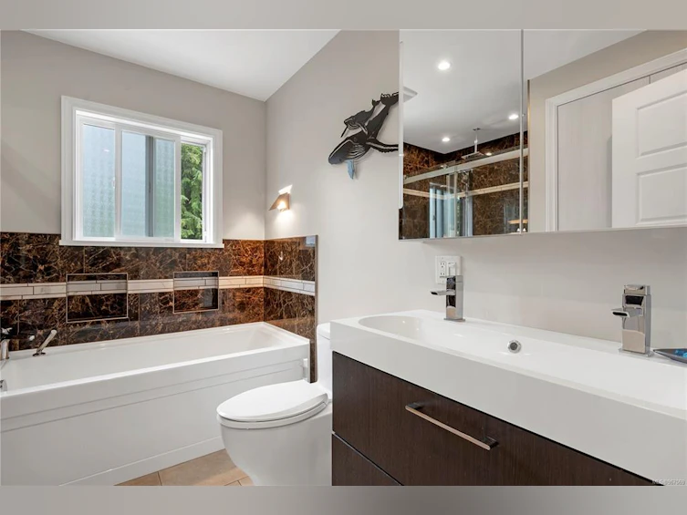 160 5th Avenue, Campbell River, BC, V9W 3X3 - 45