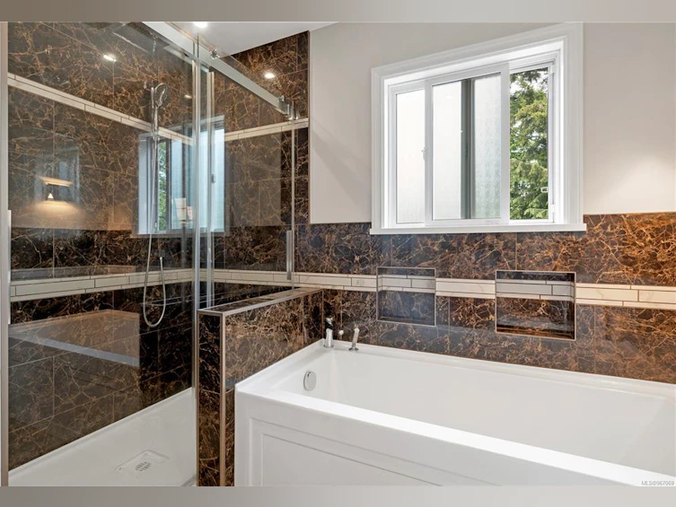 160 5th Avenue, Campbell River, BC, V9W 3X3 - 46