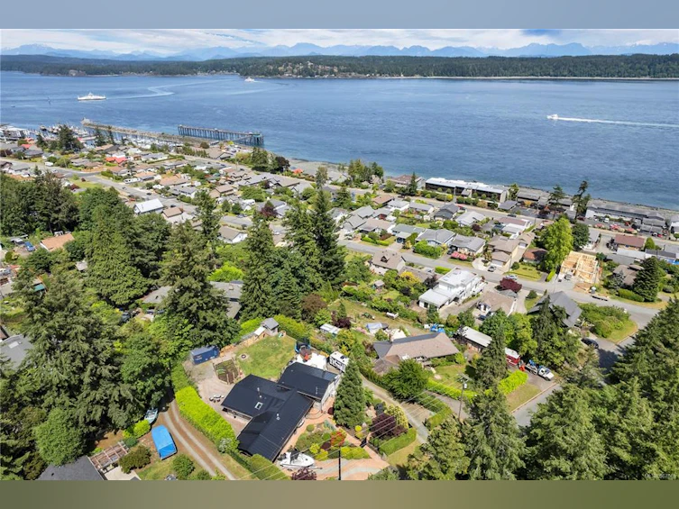160 5th Avenue, Campbell River, BC, V9W 3X3 - 82