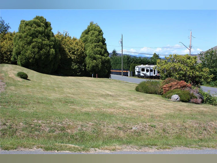 1901/1905 Wood Road, Campbell River, BC, V9W 4T9 - 4