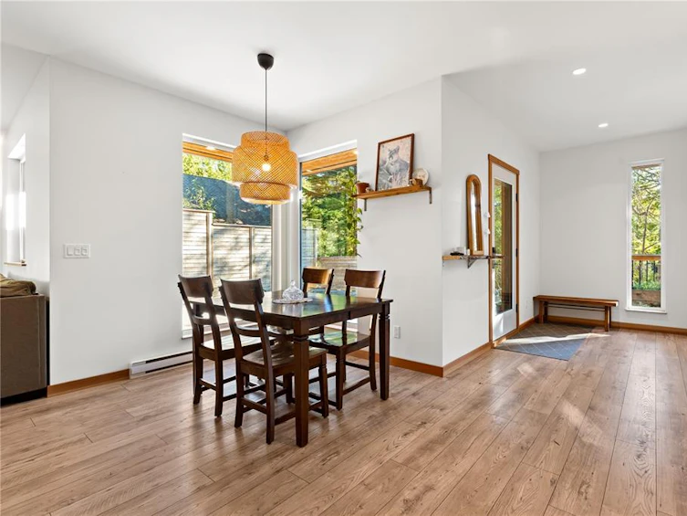 1947 St. Jacques Boulevard, Ucluelet, BC, V0R 3A0 - 5