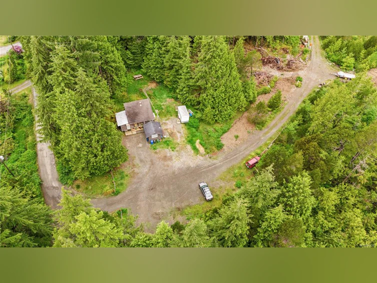 15 Sutton Road, Ucluelet, BC, V0R 3A0