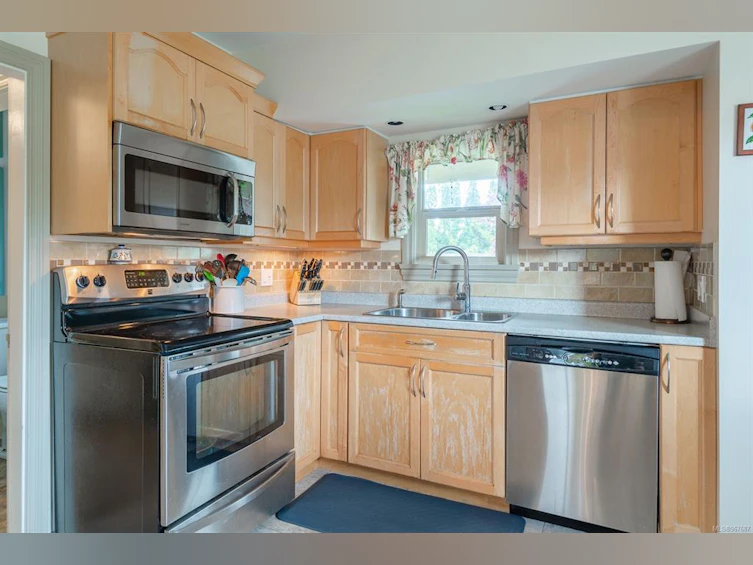 4690 Elizabeth Street, Port Alberni, BC, V9Y 6L7 - 4