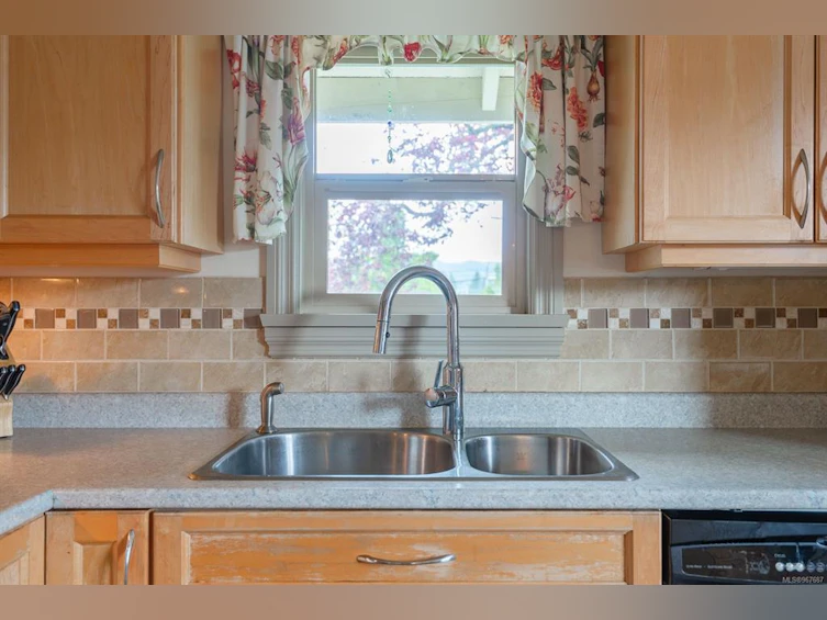 4690 Elizabeth Street, Port Alberni, BC, V9Y 6L7 - 29