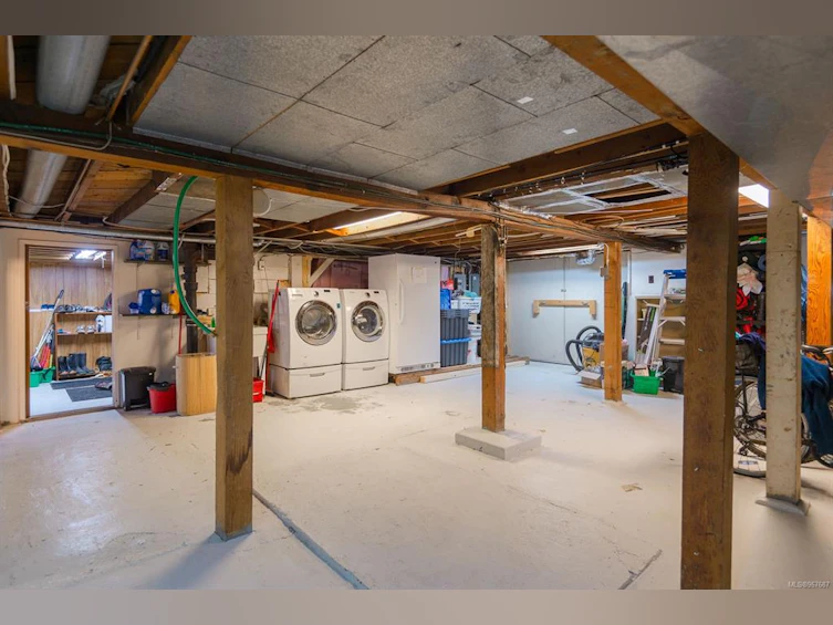 4690 Elizabeth Street, Port Alberni, BC, V9Y 6L7 - 57