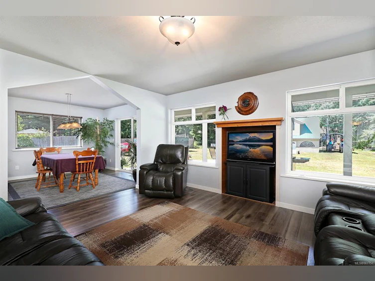 2038 Lannan Road, Courtenay, BC, V9M 3Z6 - 12