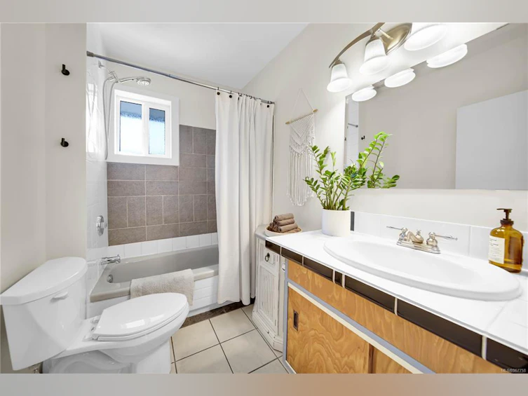5028 Montrose Street, Port Alberni, BC, V9Y 1M2 - 16