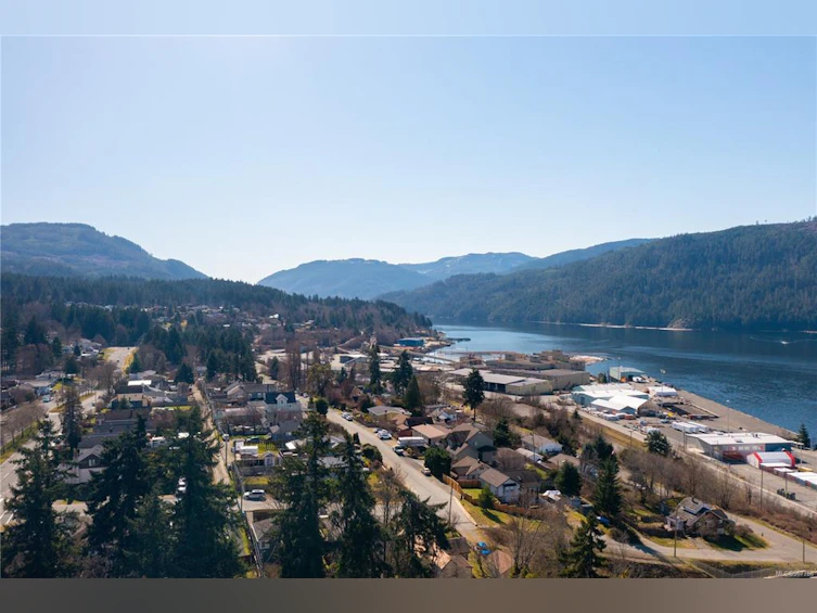 5028 Montrose Street, Port Alberni, BC, V9Y 1M2 - 42