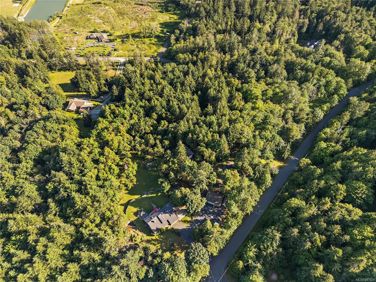 8273 Thomson Place, Central Saanich, BC, V8M 1T6 - 49