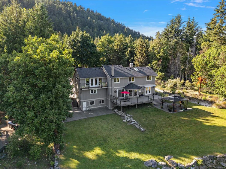 8273 Thomson Place, Central Saanich, BC, V8M 1T6