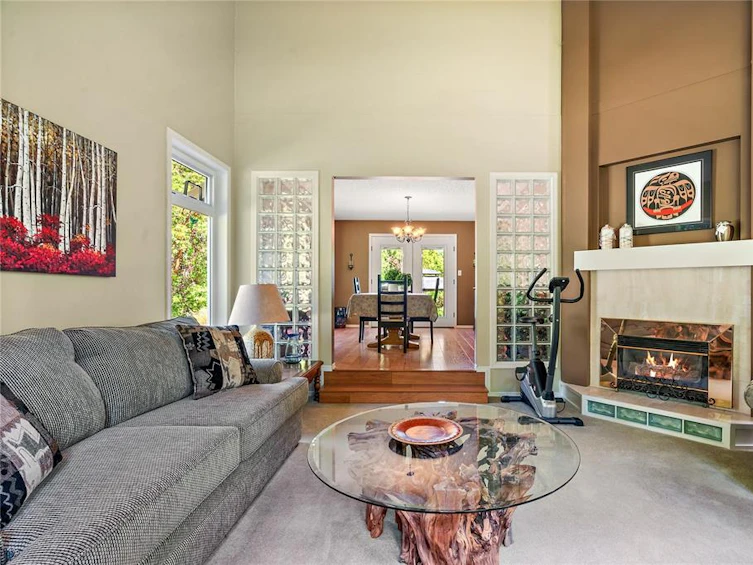 8273 Thomson Place, Central Saanich, BC, V8M 1T6 - 3