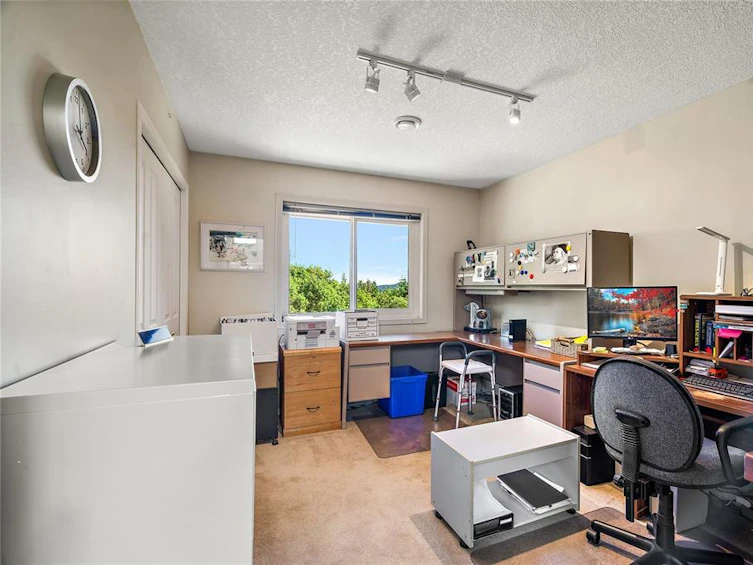 8273 Thomson Place, Central Saanich, BC, V8M 1T6 - 30