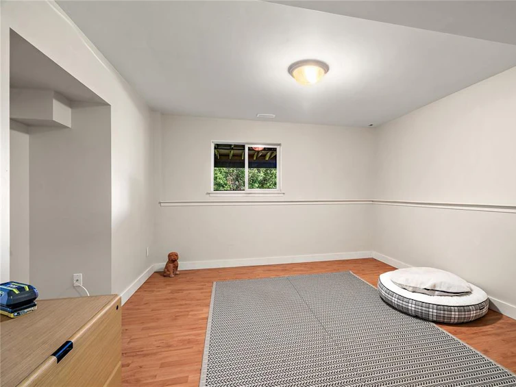 8273 Thomson Place, Central Saanich, BC, V8M 1T6 - 35