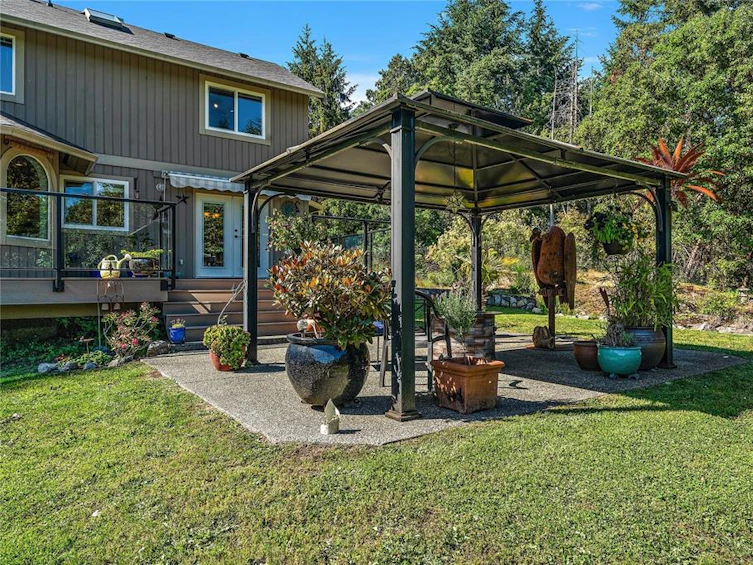 8273 Thomson Place, Central Saanich, BC, V8M 1T6 - 38