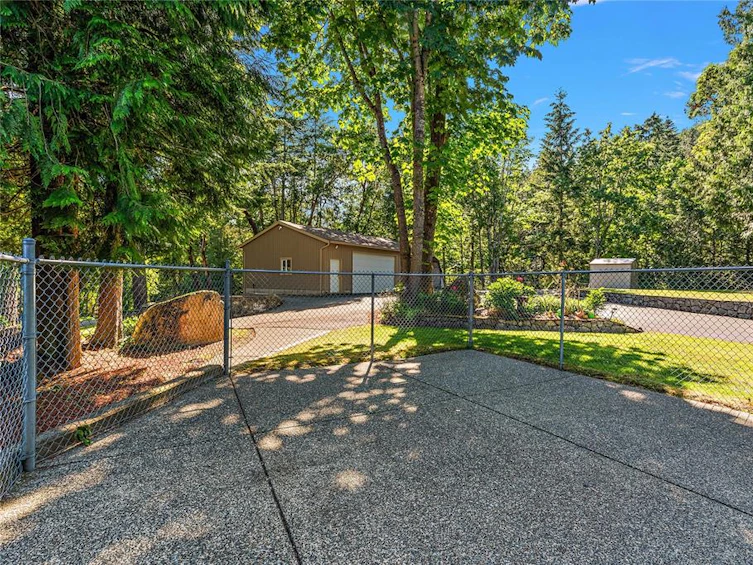 8273 Thomson Place, Central Saanich, BC, V8M 1T6 - 43