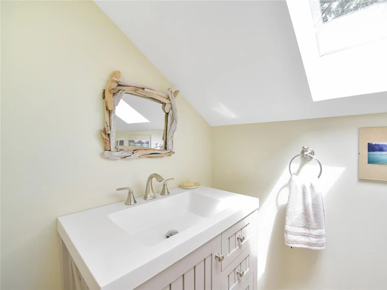 625 Fernhill Road, Mayne Island, BC, V0N 2J2 - 13