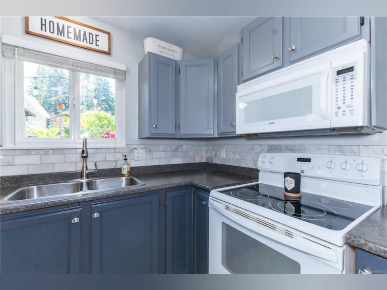 519 Grayson Road, Campbell River, BC, V9W 6K3 - 18