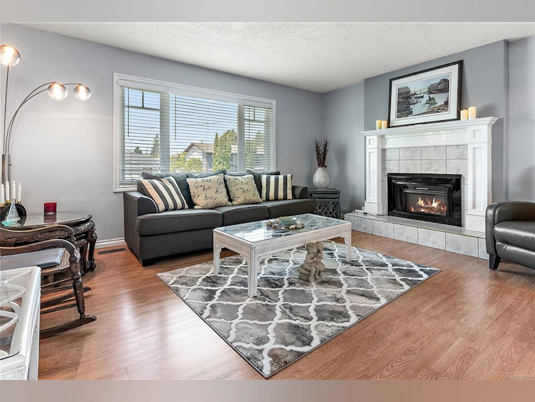 10041 Siddall Road, Sidney, BC, V8L 3M1 - 3
