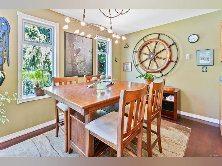 131 Garden Street, Ucluelet, BC, V0R 3A0 - 11