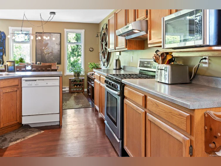 131 Garden Street, Ucluelet, BC, V0R 3A0 - 14