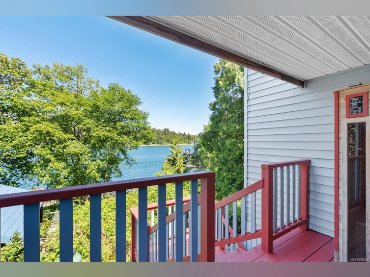 131 Garden Street, Ucluelet, BC, V0R 3A0 - 22