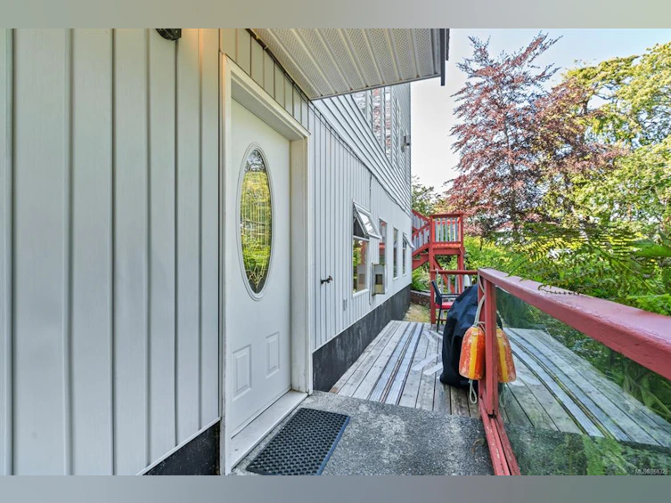 131 Garden Street, Ucluelet, BC, V0R 3A0 - 41
