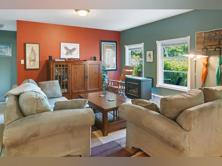131 Garden Street, Ucluelet, BC, V0R 3A0 - 44