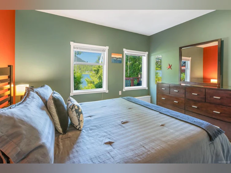131 Garden Street, Ucluelet, BC, V0R 3A0 - 51