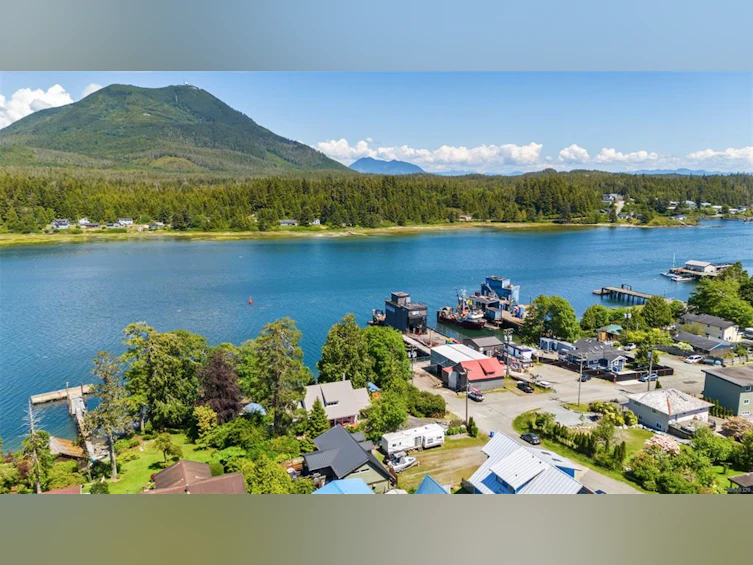 131 Garden Street, Ucluelet, BC, V0R 3A0 - 57