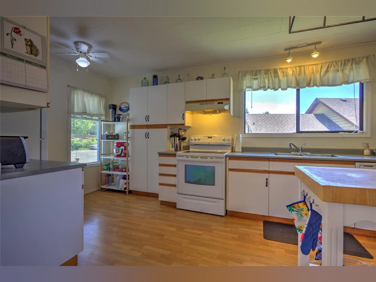 10684 Alder Crescent, Youbou, BC, V0R 3E1 - 14