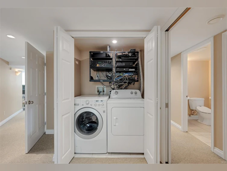 520 Craigflower Road, Victoria, BC, V9A 2V9 - 40
