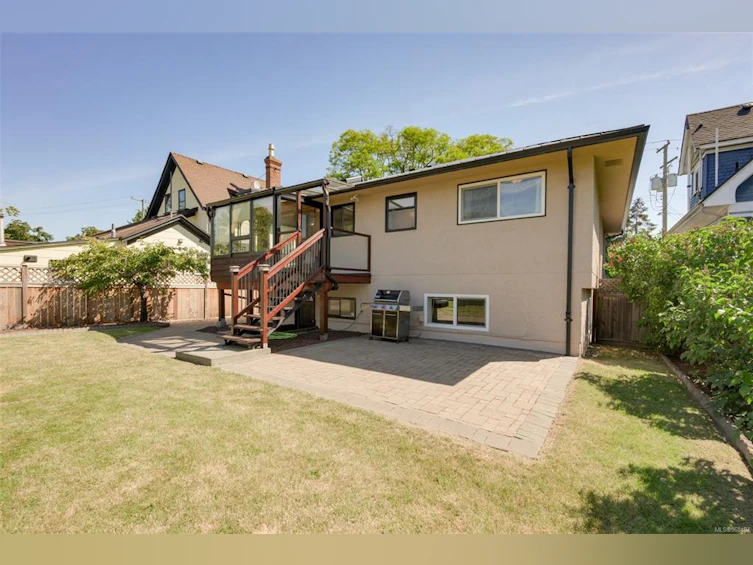 520 Craigflower Road, Victoria, BC, V9A 2V9 - 56