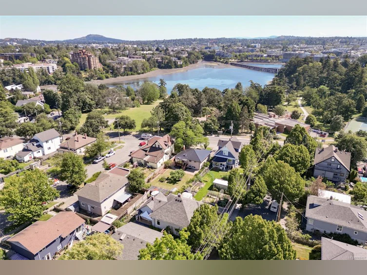 520 Craigflower Road, Victoria, BC, V9A 2V9 - 62